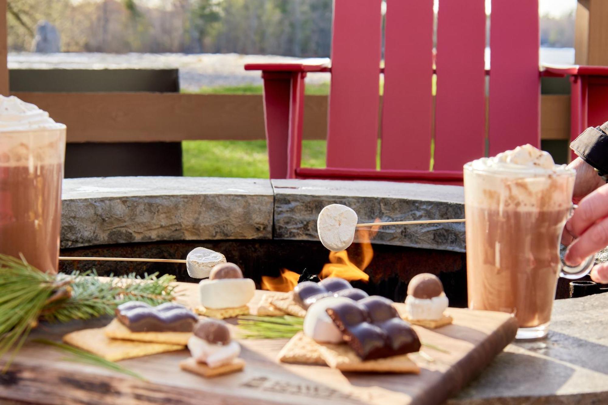 Rawley Resort, Spa & Marina Port Severn Bagian luar foto