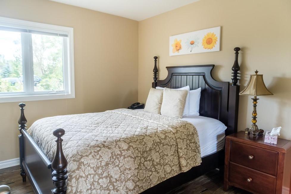 Rawley Resort, Spa & Marina Port Severn Bagian luar foto
